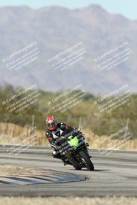 media/Dec-01-2025-Moto Forza (Mon) [[2daa91e15f]]/2-Intermediate Group/Session 3 (Turn 3)/